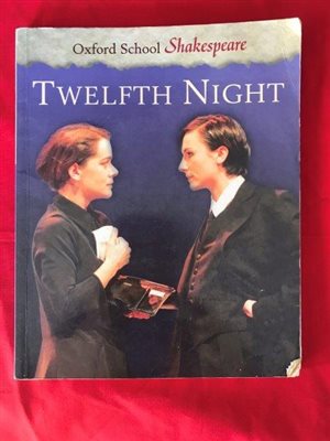 Play - Twelfth Night, with notes and commentary